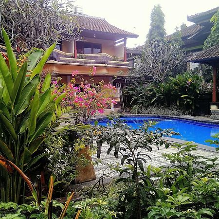 Paradiso Beach Inn Kuta Lombok Esterno foto