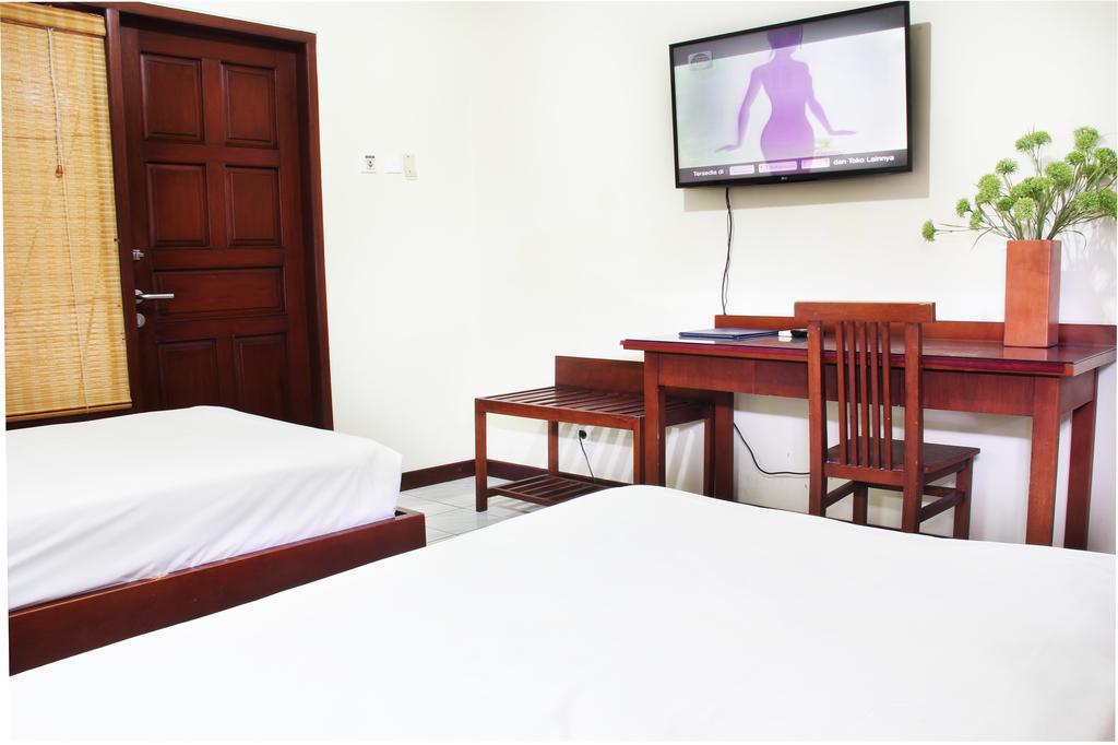Paradiso Beach Inn Kuta Lombok Esterno foto