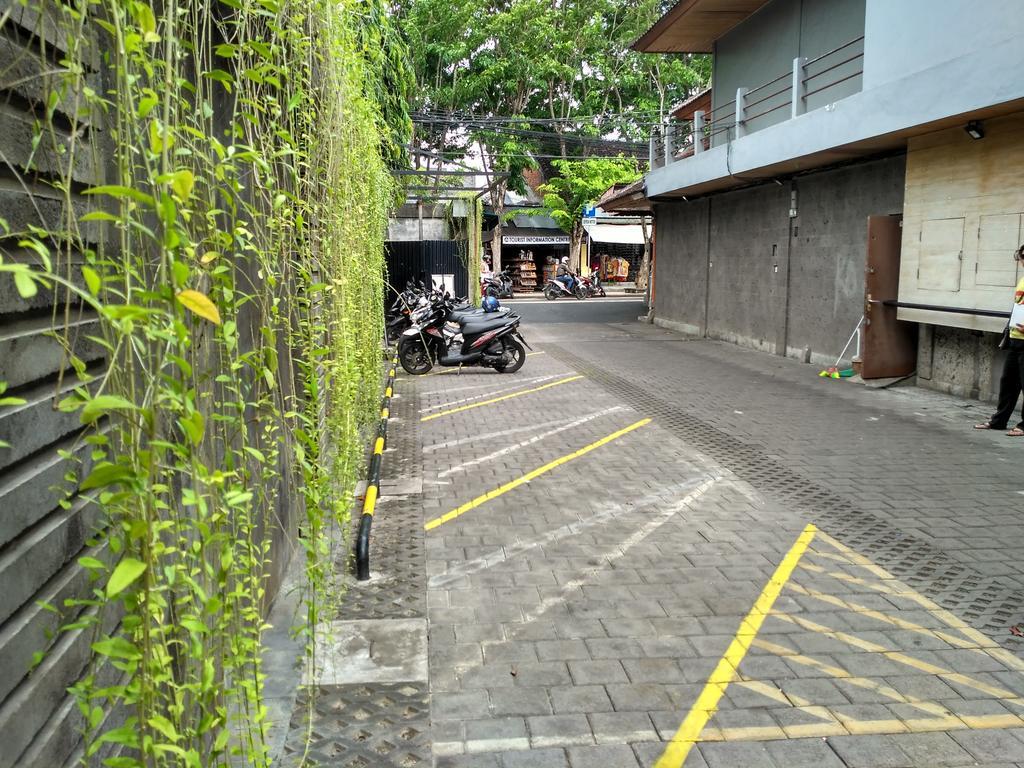 Paradiso Beach Inn Kuta Lombok Esterno foto