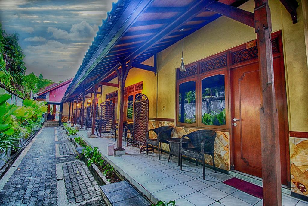 Paradiso Beach Inn Kuta Lombok Esterno foto