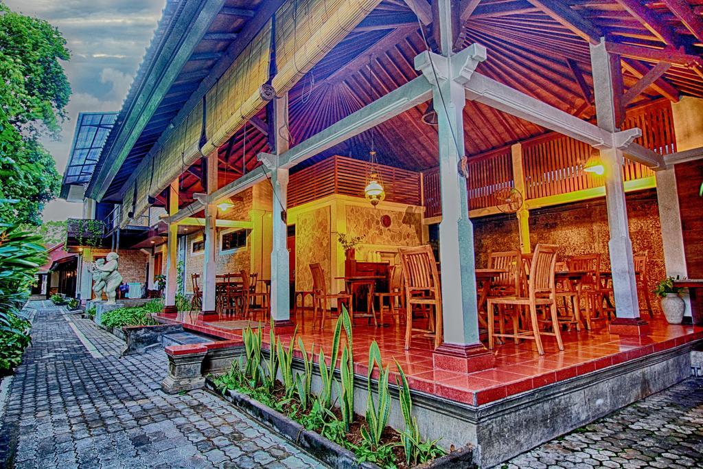 Paradiso Beach Inn Kuta Lombok Esterno foto