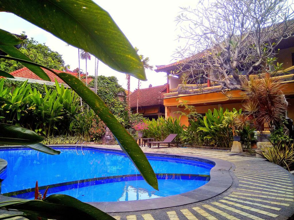 Paradiso Beach Inn Kuta Lombok Esterno foto
