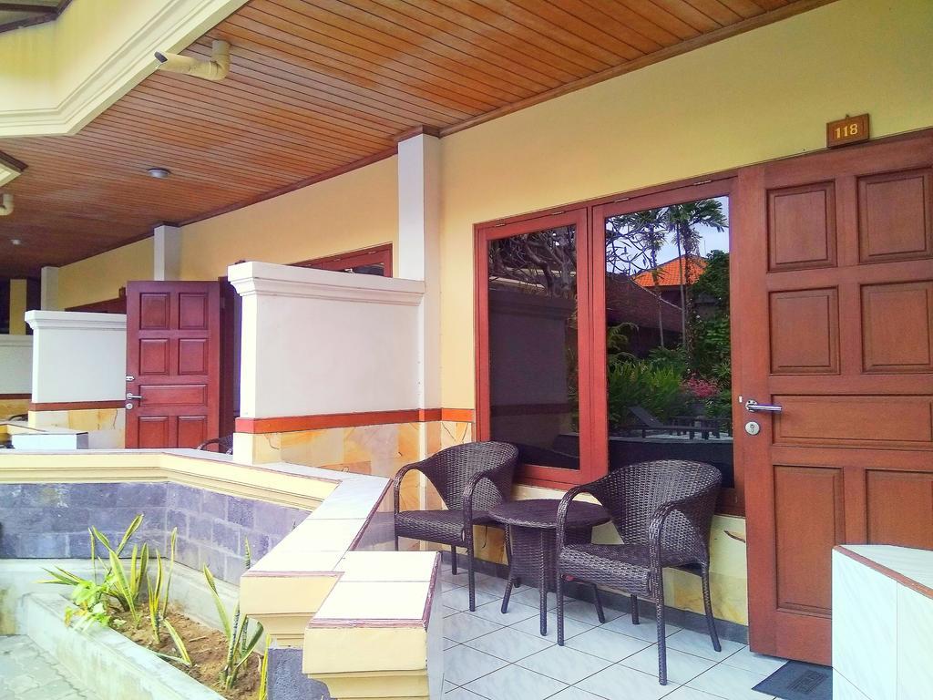 Paradiso Beach Inn Kuta Lombok Esterno foto