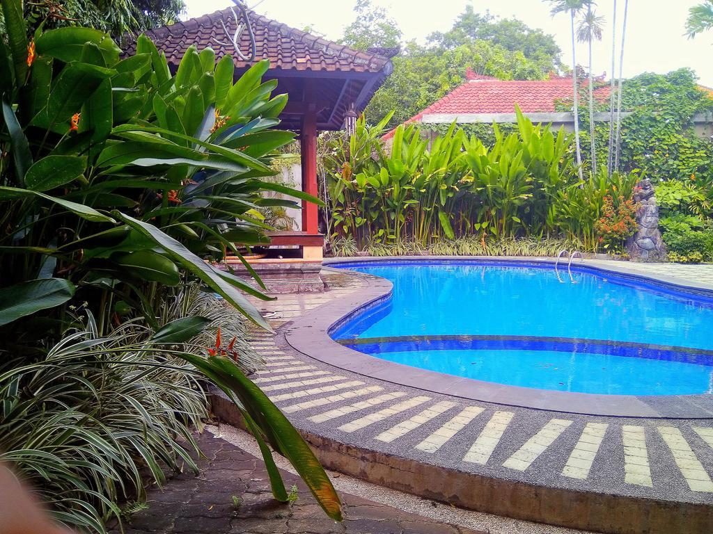 Paradiso Beach Inn Kuta Lombok Esterno foto